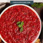 pinterest pin for hearty marinara sauce.